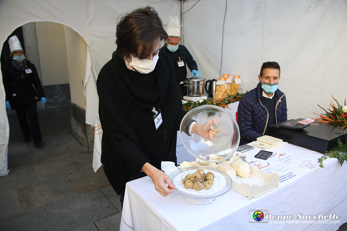 VBS_6130 - 10.ma Fiera Nazionale del Tartufo e Fiera dei Santi.jpg